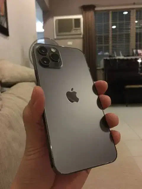 iPhone 12promax zaa|موبایل|اصفهان, آبشار|دیوار