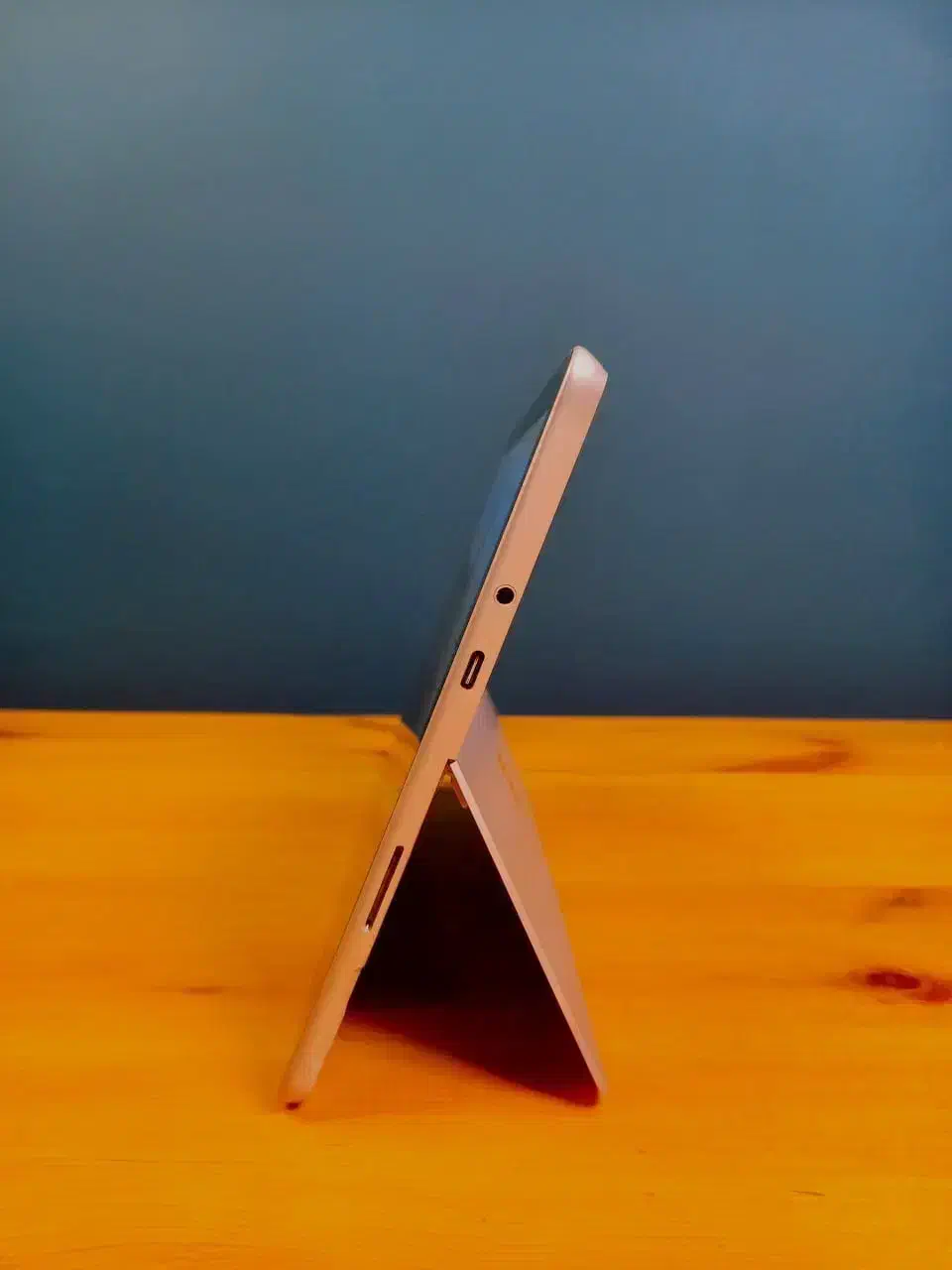 سرفیس GO2 کارکرده اما تمیز|رایانه همراه|رباط‌کریم, رباط‌کریم|دیوار