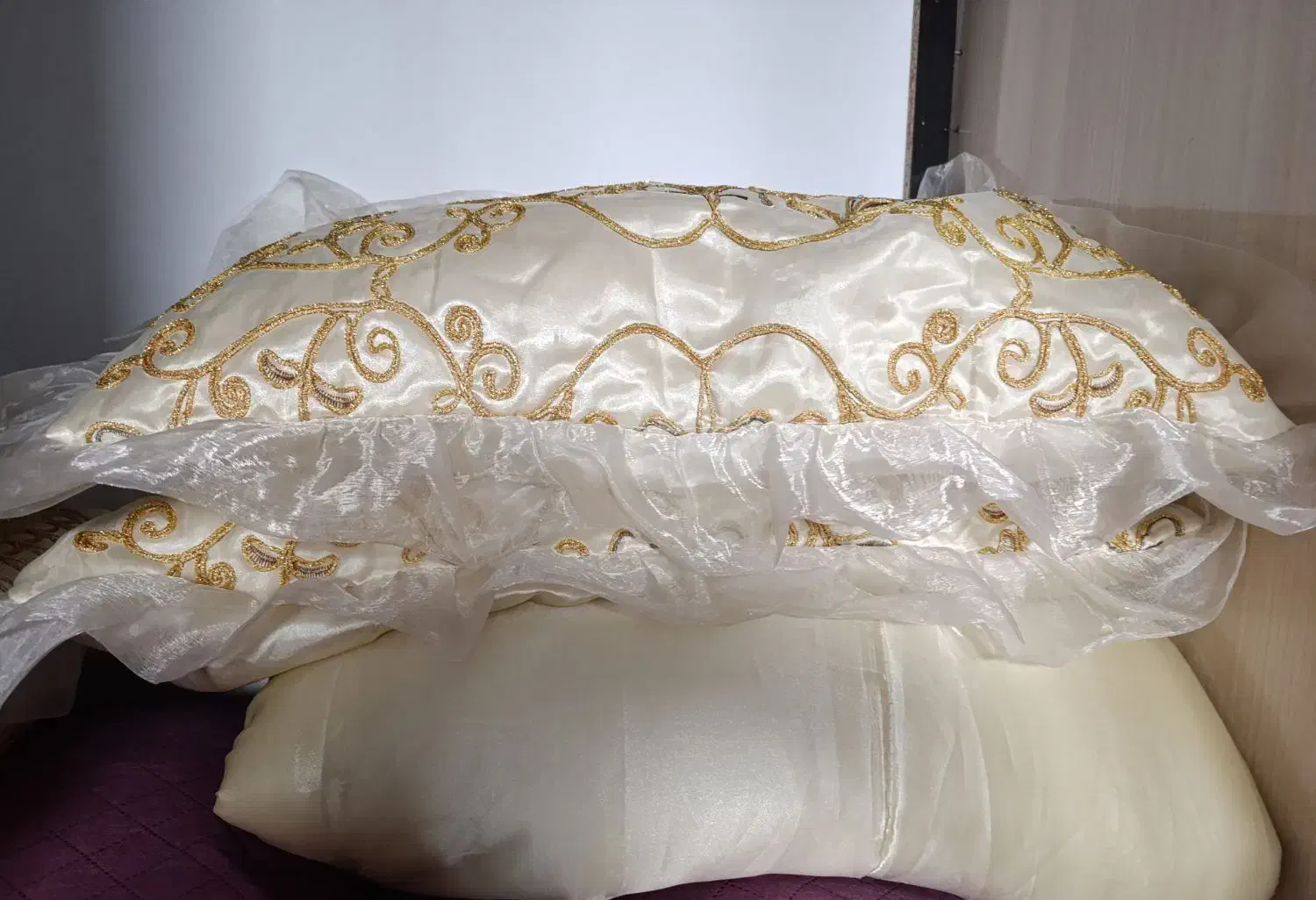 ب علت جابجایی مفت فروخته میشوند|فرش|تربت‌حیدریه, قائم|دیوار