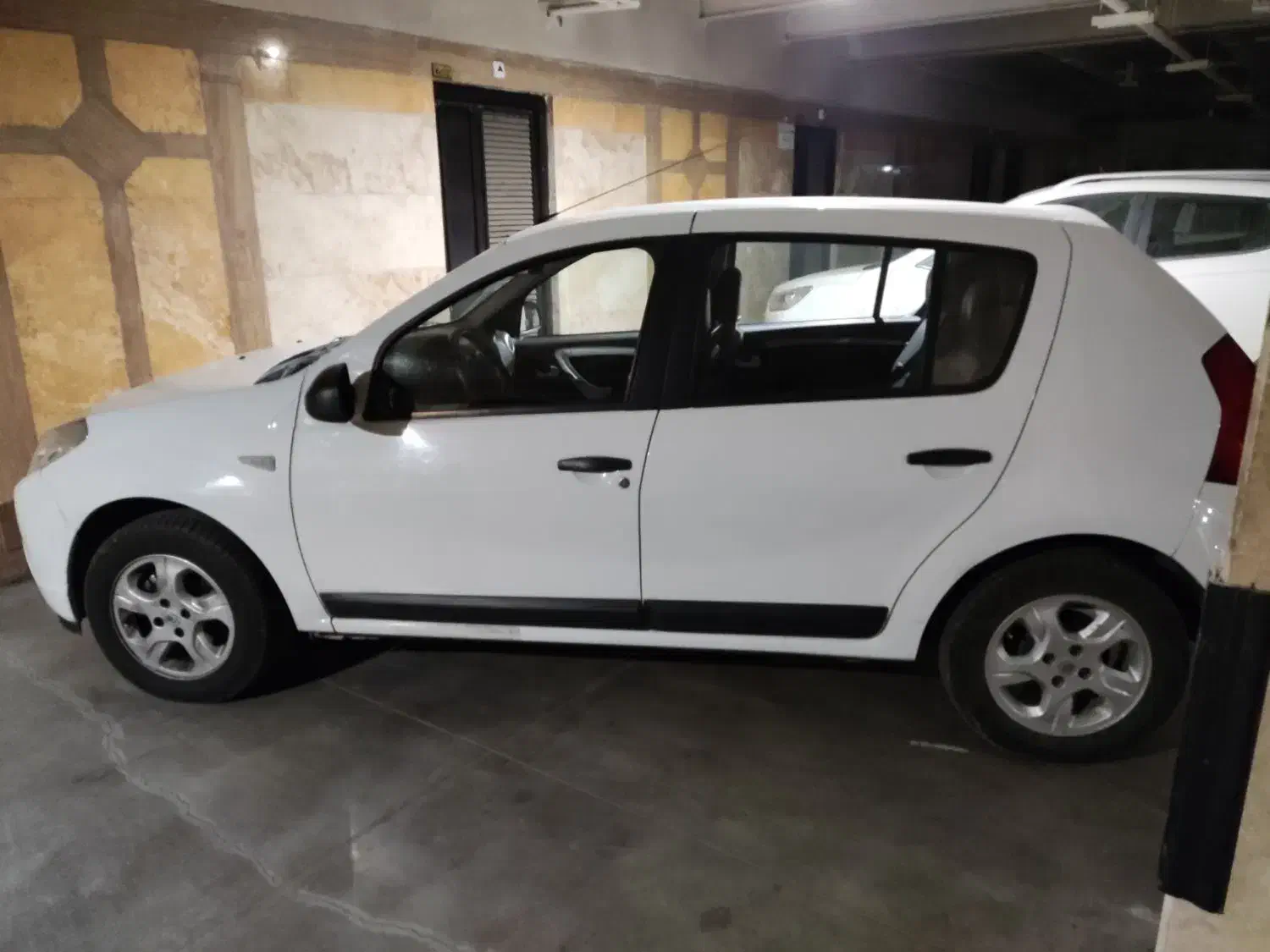 ساندرو مدل 96|خودرو سواری و وانت|مشهد, سپاد|دیوار