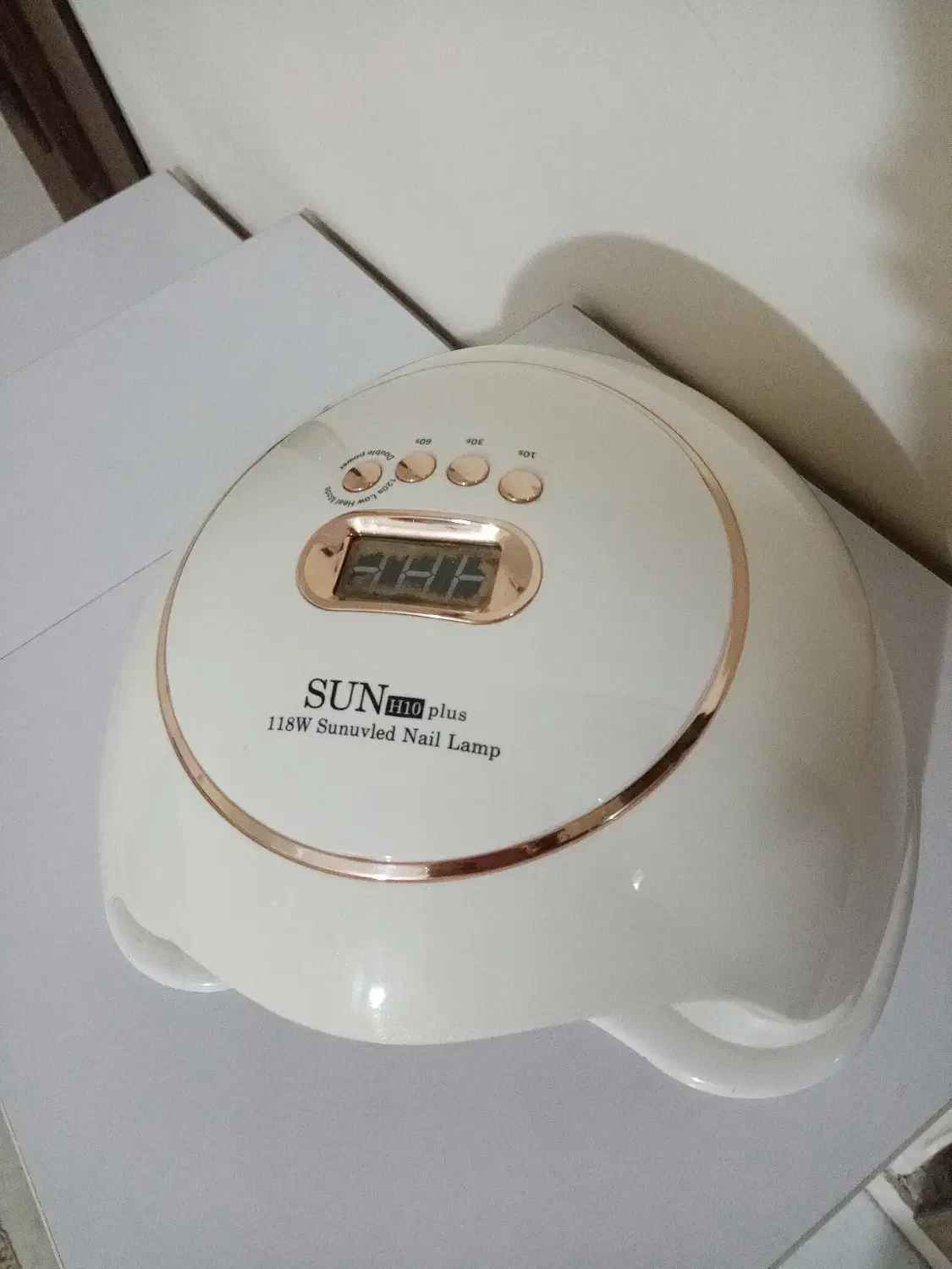 سوهان ناخن و دستگاه یووی (لوازم ناخن)|آرایشگاه و سالن‌های زیبایی|شهریار, شهرک وائین|دیوار