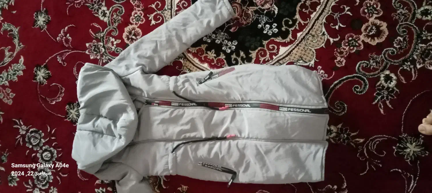 کاپشن،وشومیز زیبا،شلوارلی|لباس|دورود, |دیوار