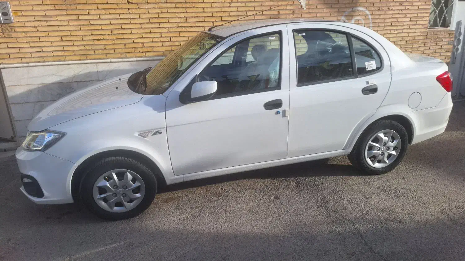 ساینا صفر|خودرو سواری و وانت|یزد, |دیوار