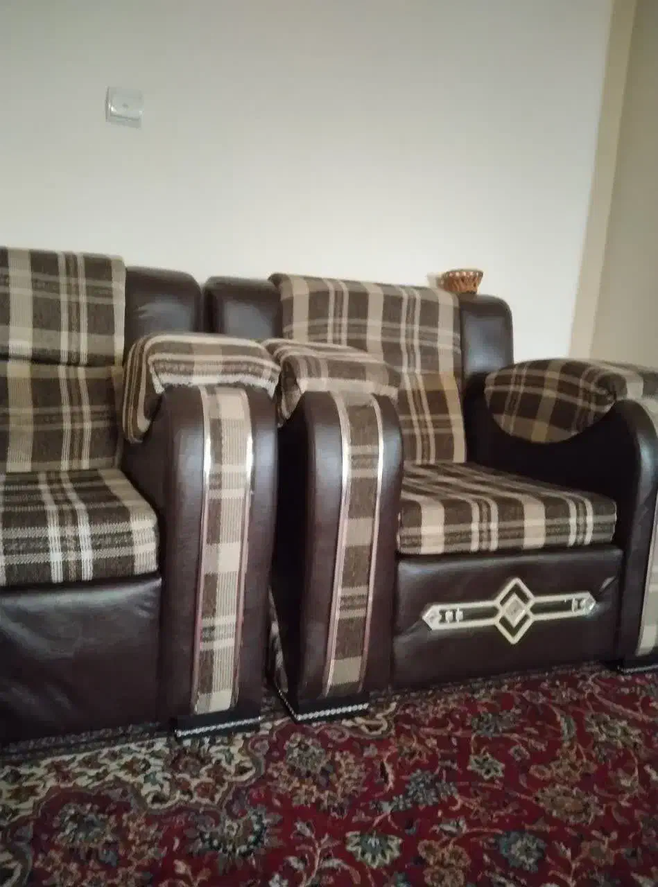 مبل 7 نفره به همراه میز جلو مبلی|مبلمان خانگی و میز عسلی|دامغان, |دیوار