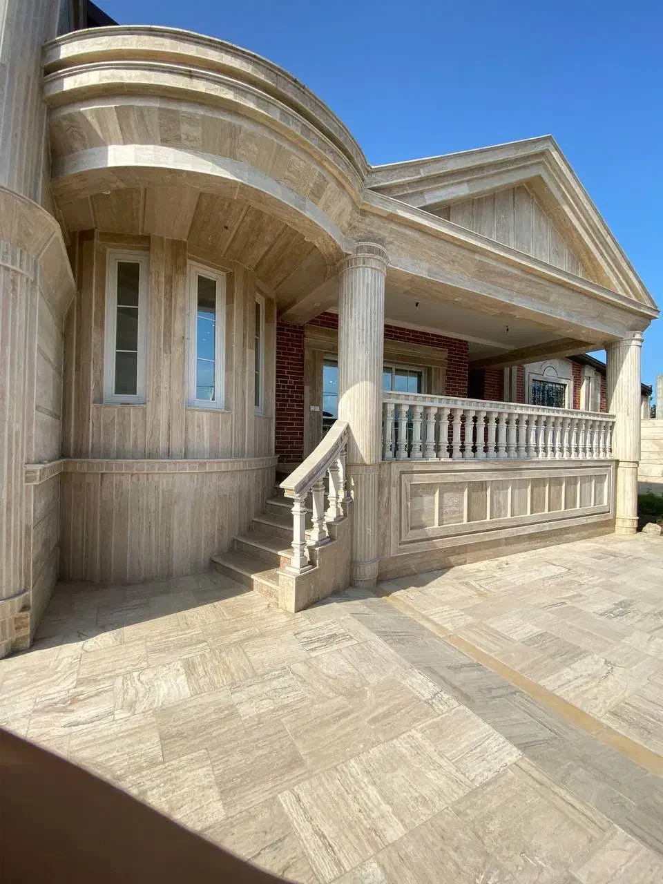 ویلا نوساز استخر دار شیک وتمیز نزدیک به دریا|اجارهٔ کوتاهمدت ویلا و باغ|محمودآباد, |دیوار