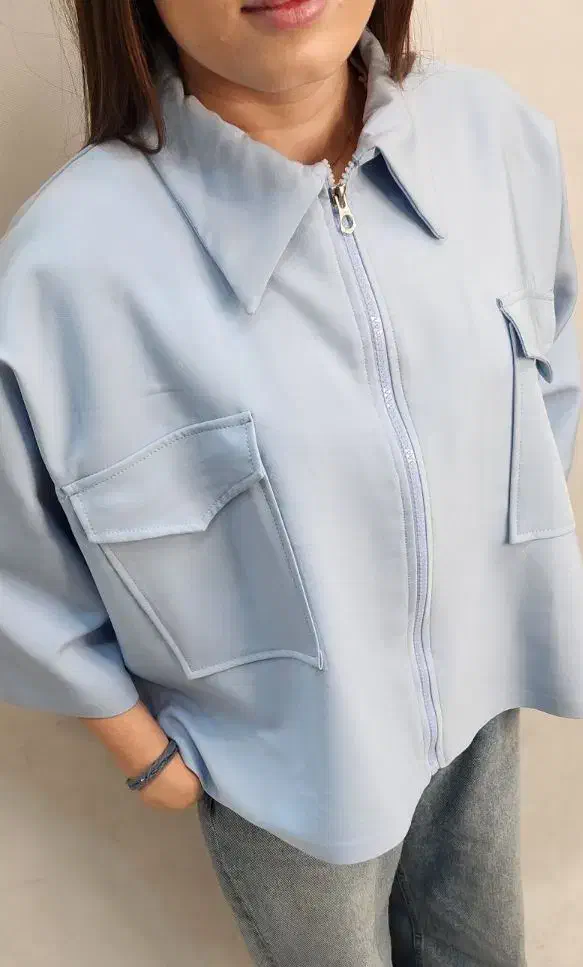 بامبر های جذاب|لباس|شیراز, فرهنگ شهر|دیوار