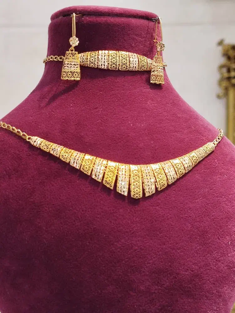 سرویس تمام تراش نو اجرت مناسب|جواهرات|دزفول, |دیوار