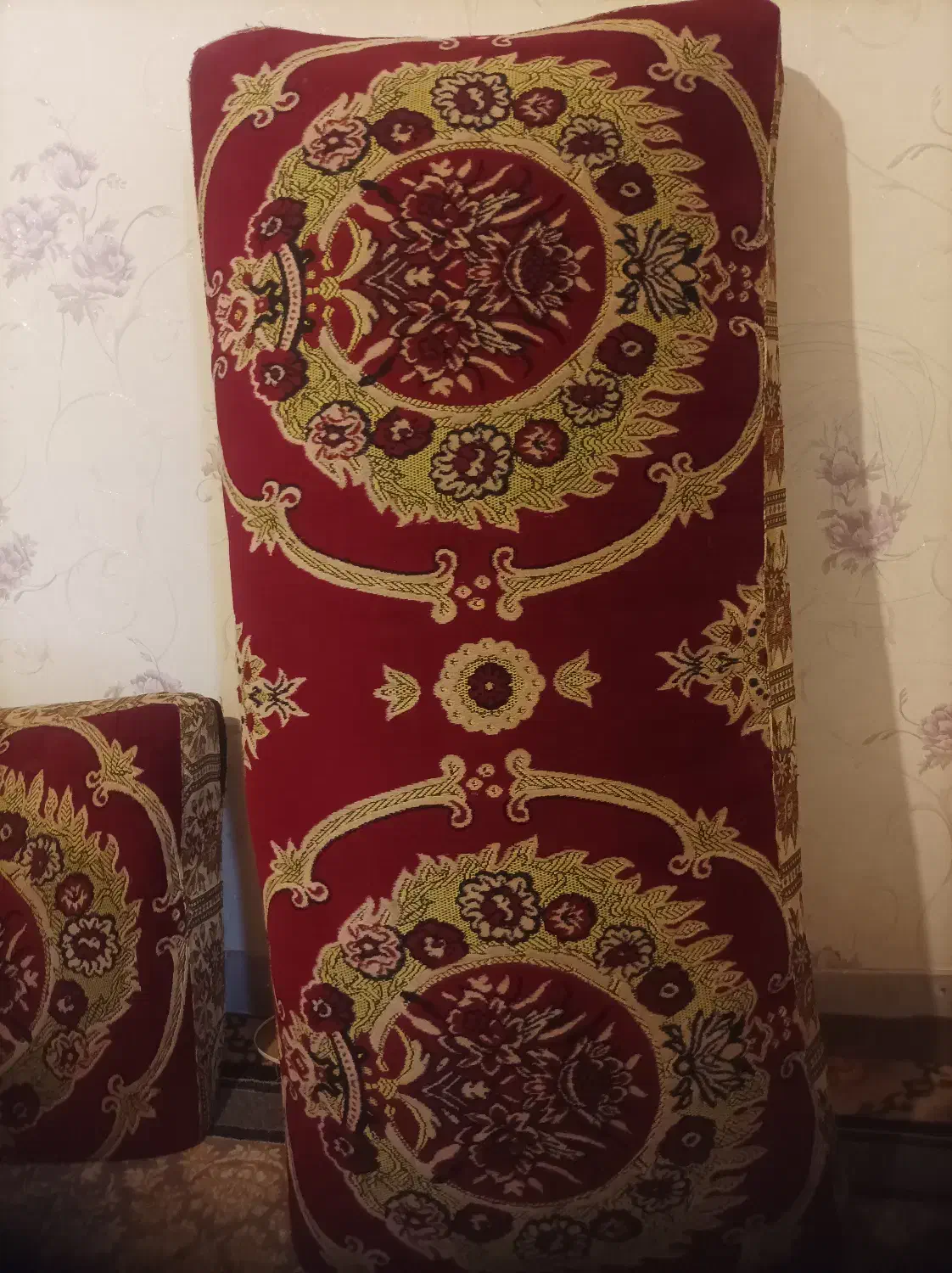 یک جفت پشتی|پشتی|اراک, |دیوار