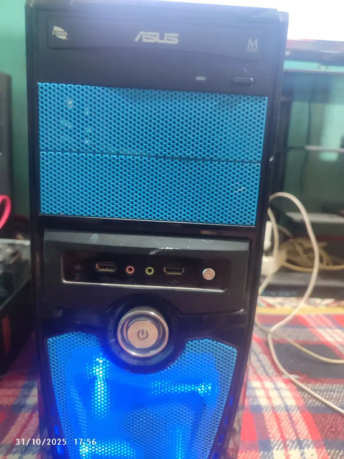 کیس کامپیوتر|رایانه رومیزی|بم, |دیوار