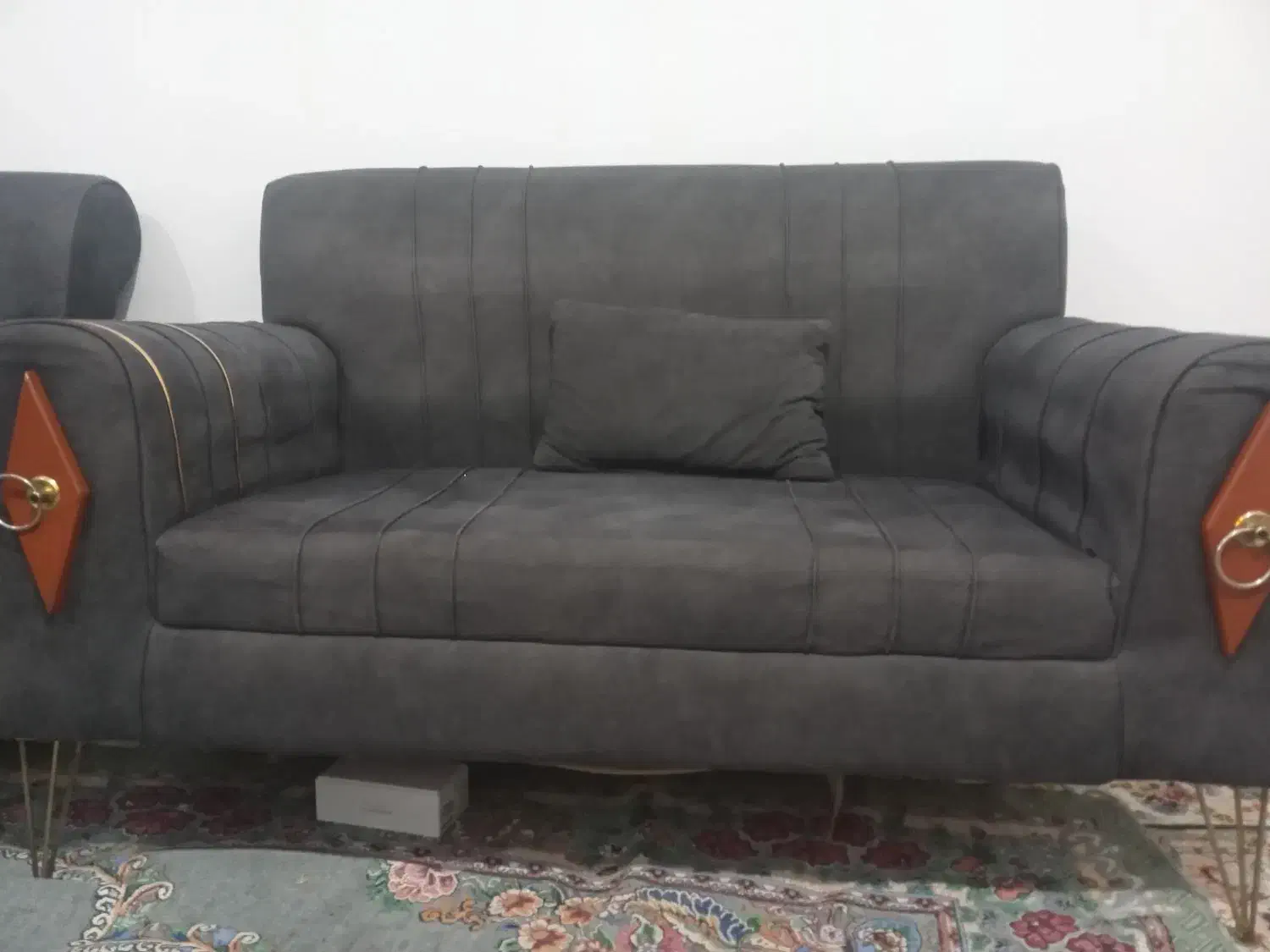 مبل هفت نفره|مبلمان خانگی و میز عسلی|رشت, سلیمانداراب|دیوار