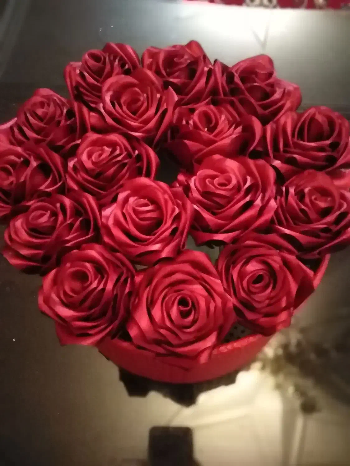 گل رز روبانی.. بسیارزیبا، شکیل وماندگار|گل مصنوعی|رشت, توشیبا|دیوار