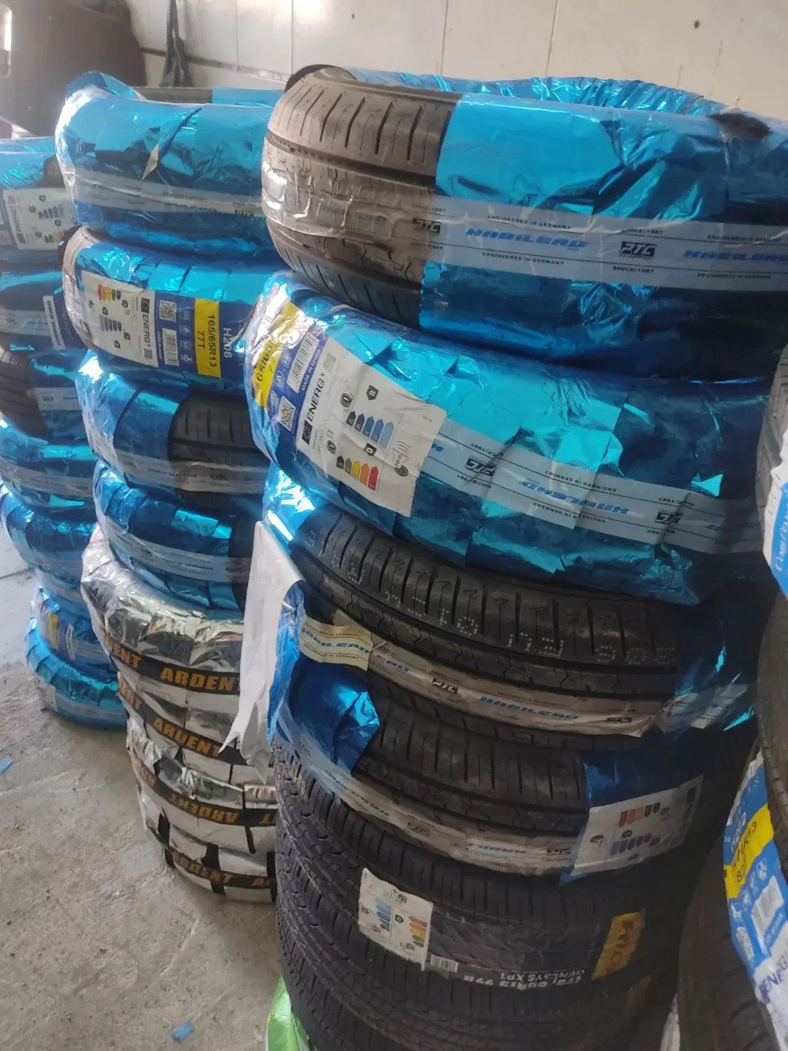 لاستیک اقساطی|قطعات یدکی و لوازم جانبی|شیراز, سعدیه جنوبی|دیوار