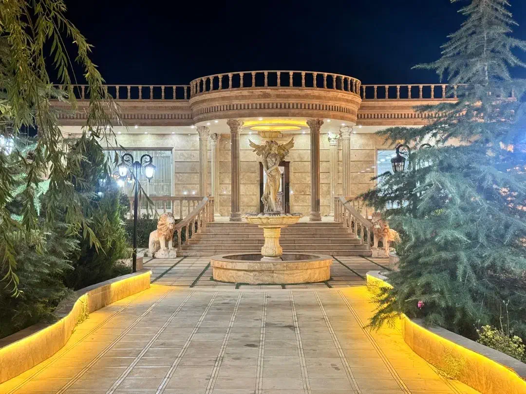 اجاره باغ ویلا لاکچری استخر جکوزی|اجارهٔ کوتاه‌مدت ویلا و باغ|مشهد, میان ولایت|دیوار