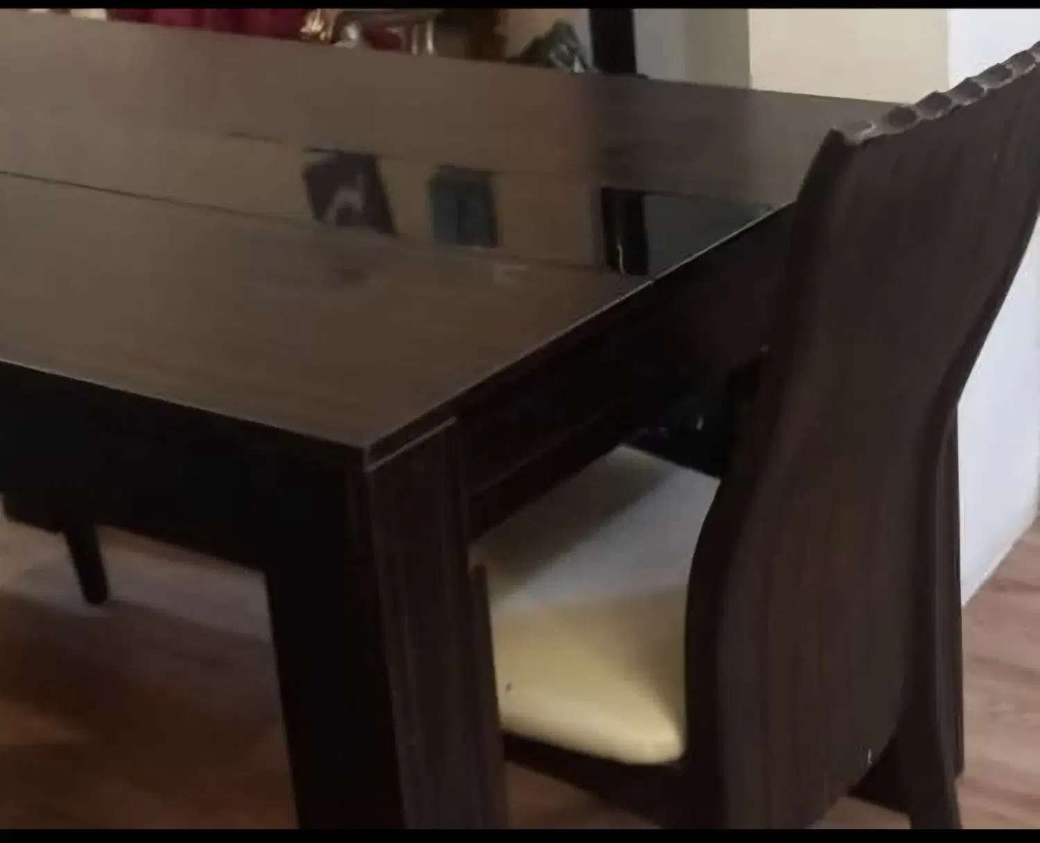 میز ناهخوری ۶ نفرترک کاملا سالم|میز و صندلی غذاخوری|صومعهسرا, |دیوار