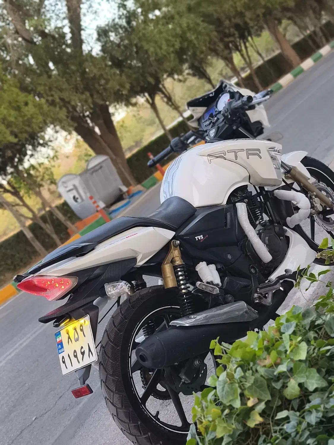 آپاچی 180درحد|موتورسیکلت|مشهد, طرق|دیوار