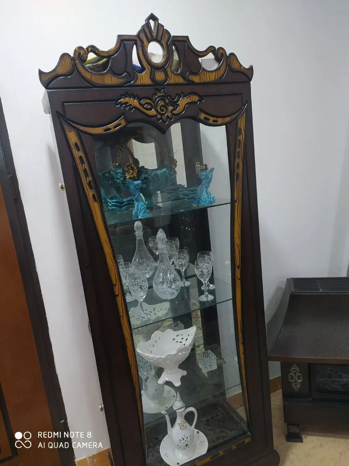 ویترین|بوفه، ویترین، کنسول|چاف و چمخاله, |دیوار