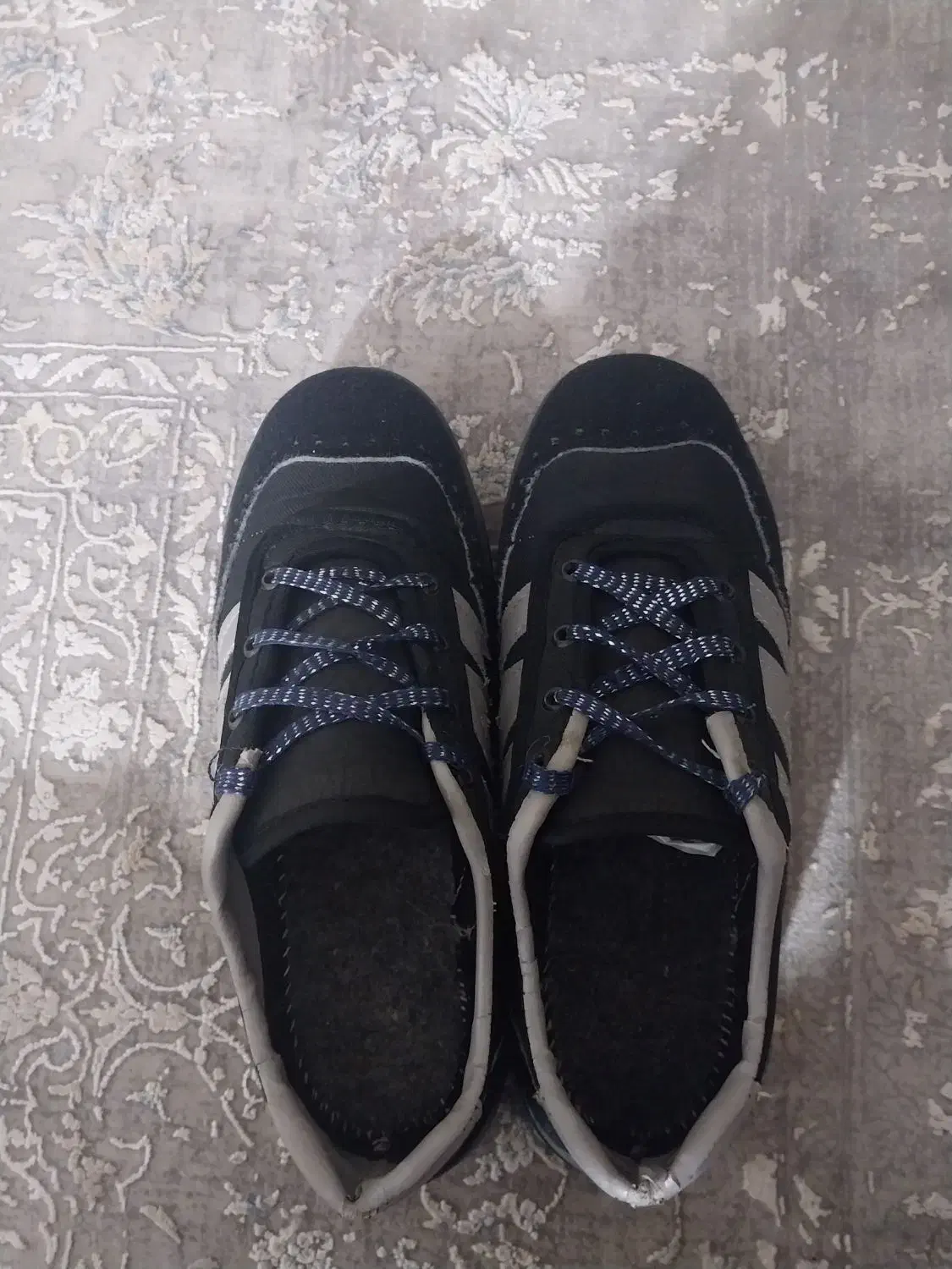 کفش ورزشی /فوتبال|کیف، کفش، کمربند|صباشهر, |دیوار