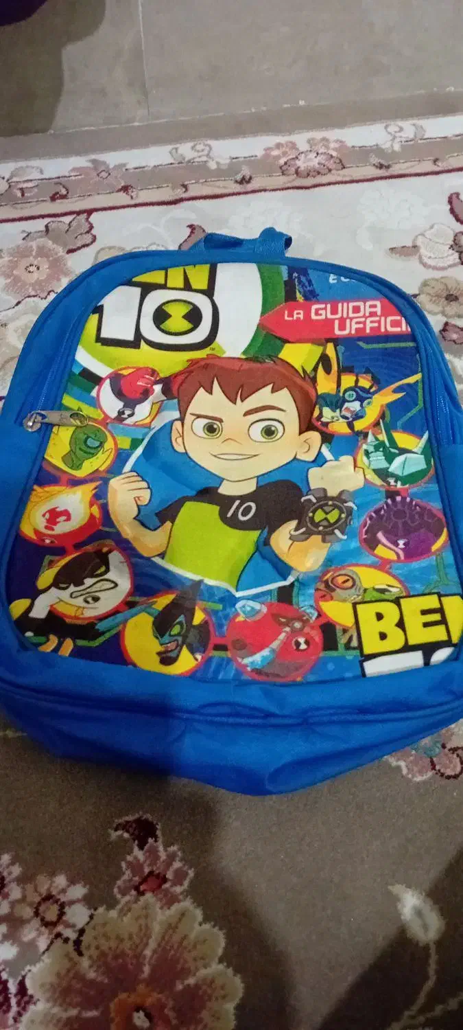 کیف مدرسه|کیف، کفش، کمربند|ساوه, |دیوار