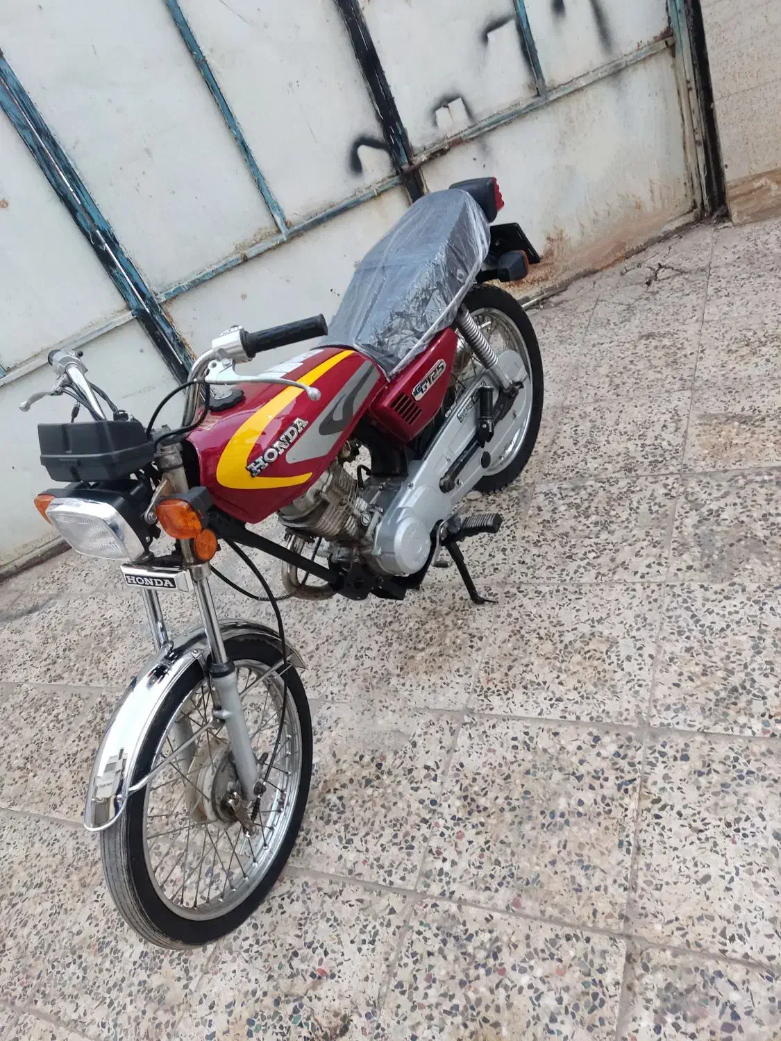 موتور تیزتک مدل 87 پلاک ملی مدارک کامل درحد خشک|موتورسیکلت|اهواز, پردیس دو|دیوار