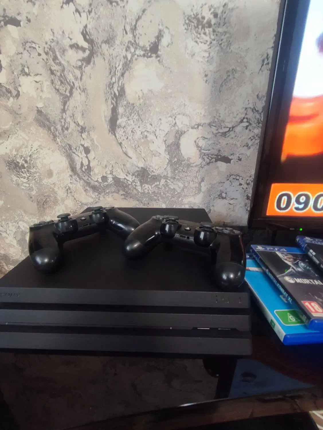 PS4 pro 1t|کنسول، بازی ویدئویی و آنلاین|شیراز, ریشمک|دیوار