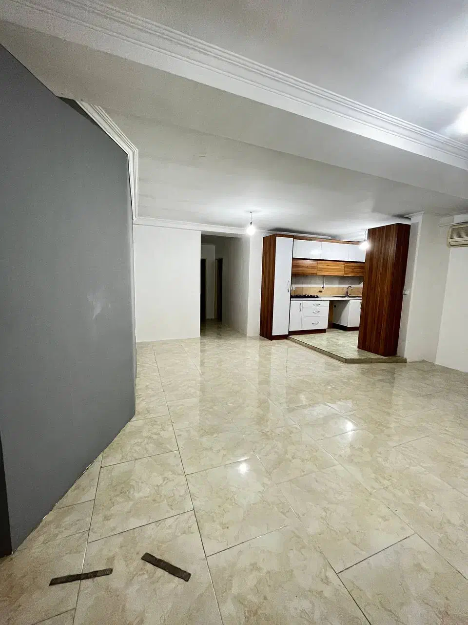 میدان دانشجو دانشجو ۱۹ ورودی کوچه بر اصلی|فروش آپارتمان|گرگان, |دیوار