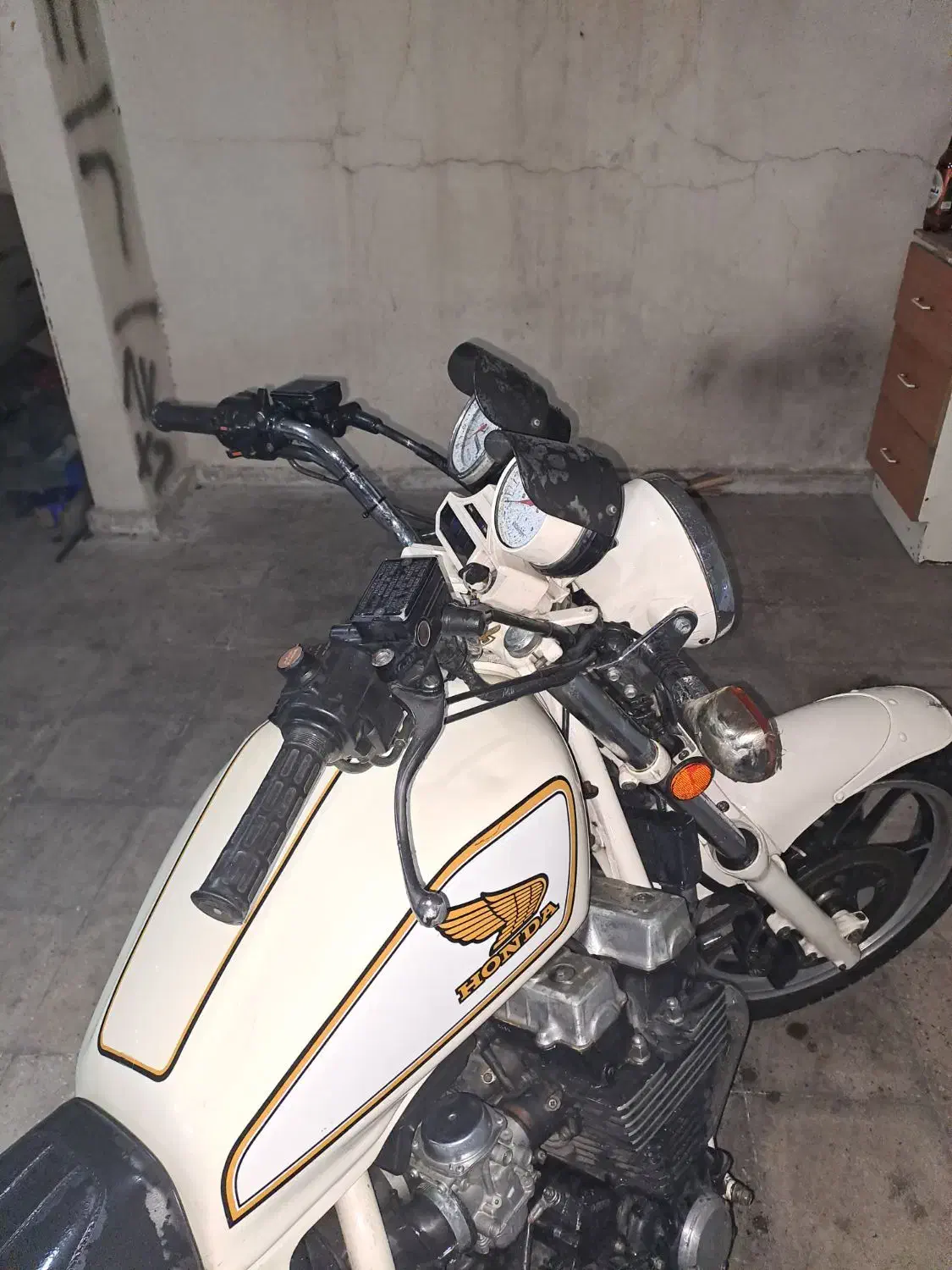 cbx 750  فابریک. سند بنام . معاوضه|موتورسیکلت|تهران, خانی آباد نو شمالی|دیوار