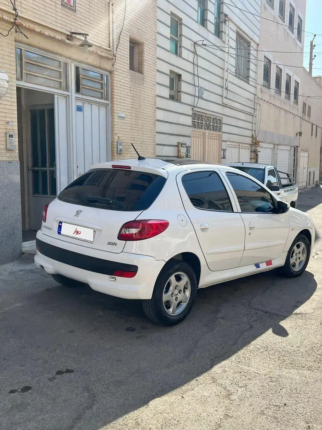 207i پاناروما مدل ۱۴۰۱ تمیز و سالم|خودرو سواری و وانت|یزد, |دیوار