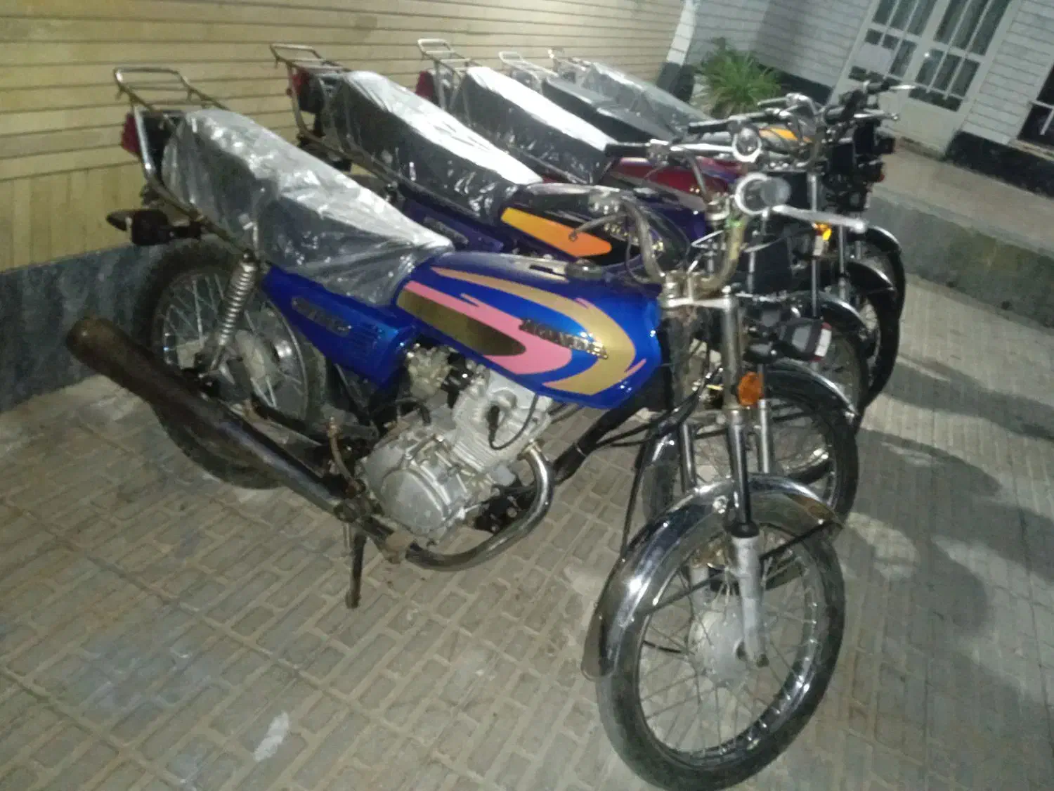 موتورسیکلت مزایده ای|موتورسیکلت|مرودشت, فرهنگ|دیوار