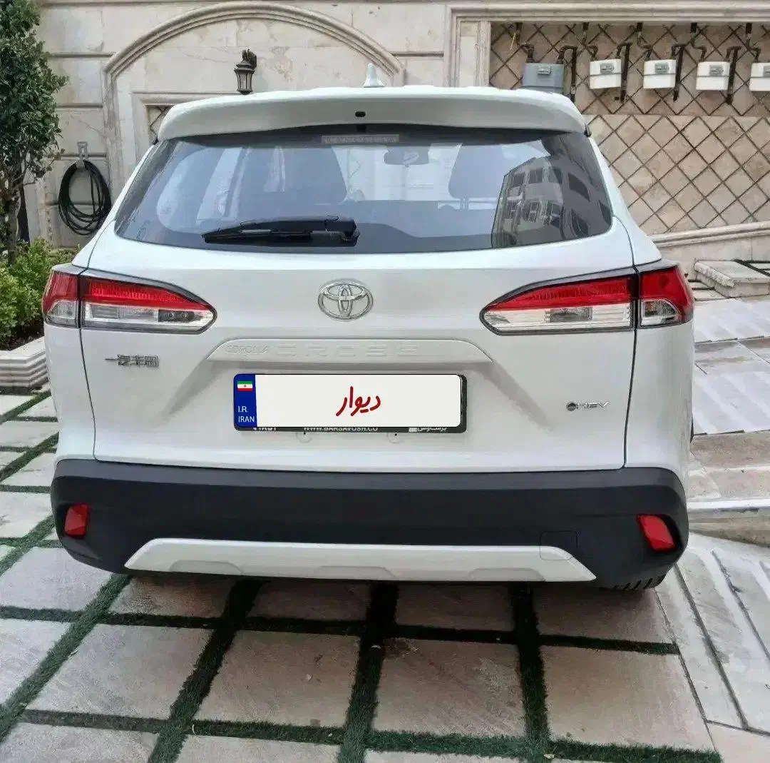 تویوتا کرولا کراس هیبرید مدل 2025|خودرو سواری و وانت|همدان, |دیوار