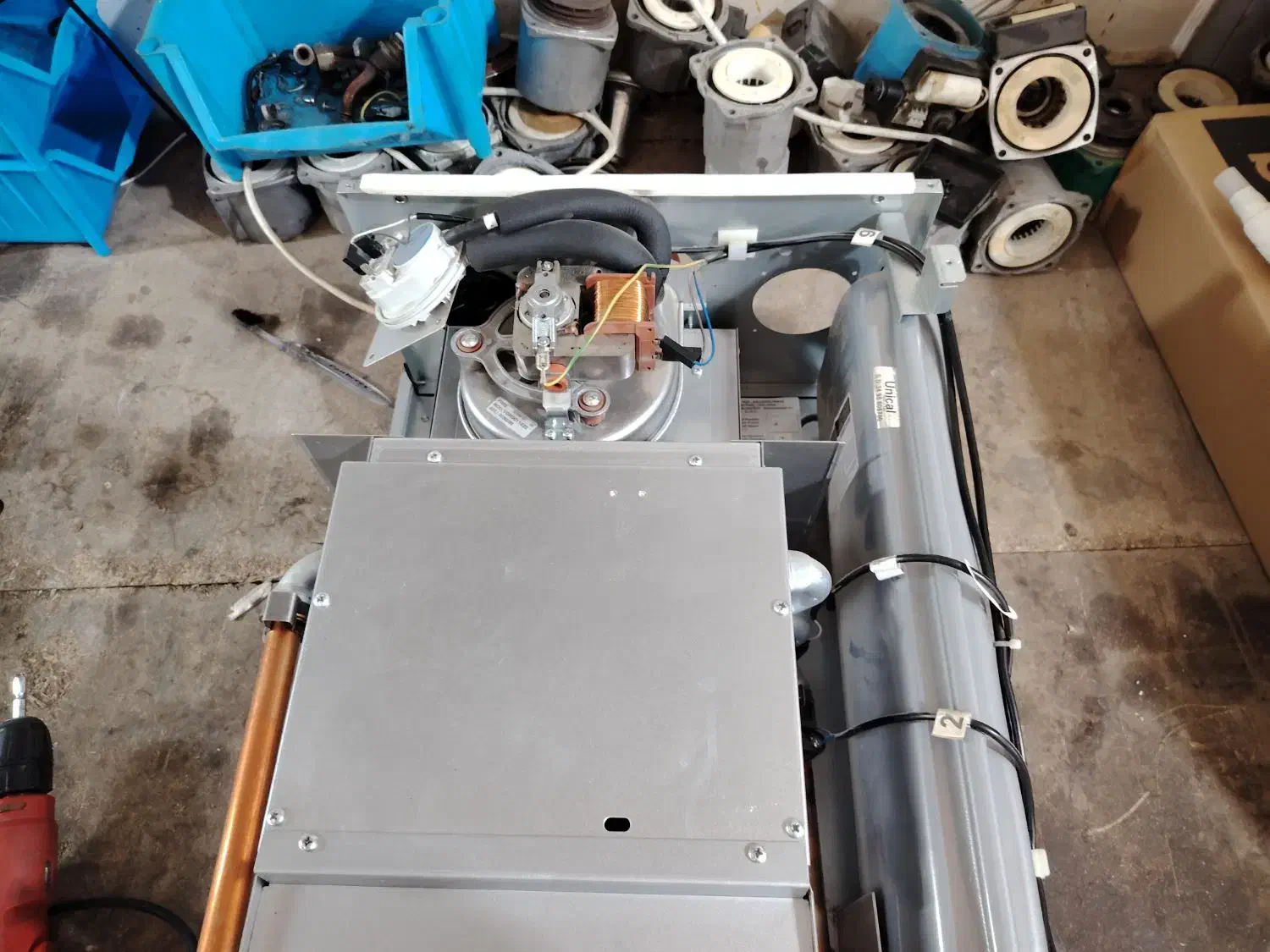 نصب وتعمیرانواع پکیج و کولرگازی. کولرابی|خدمات پیشه و مهارت|نیشابور, شهید بهشتی|دیوار