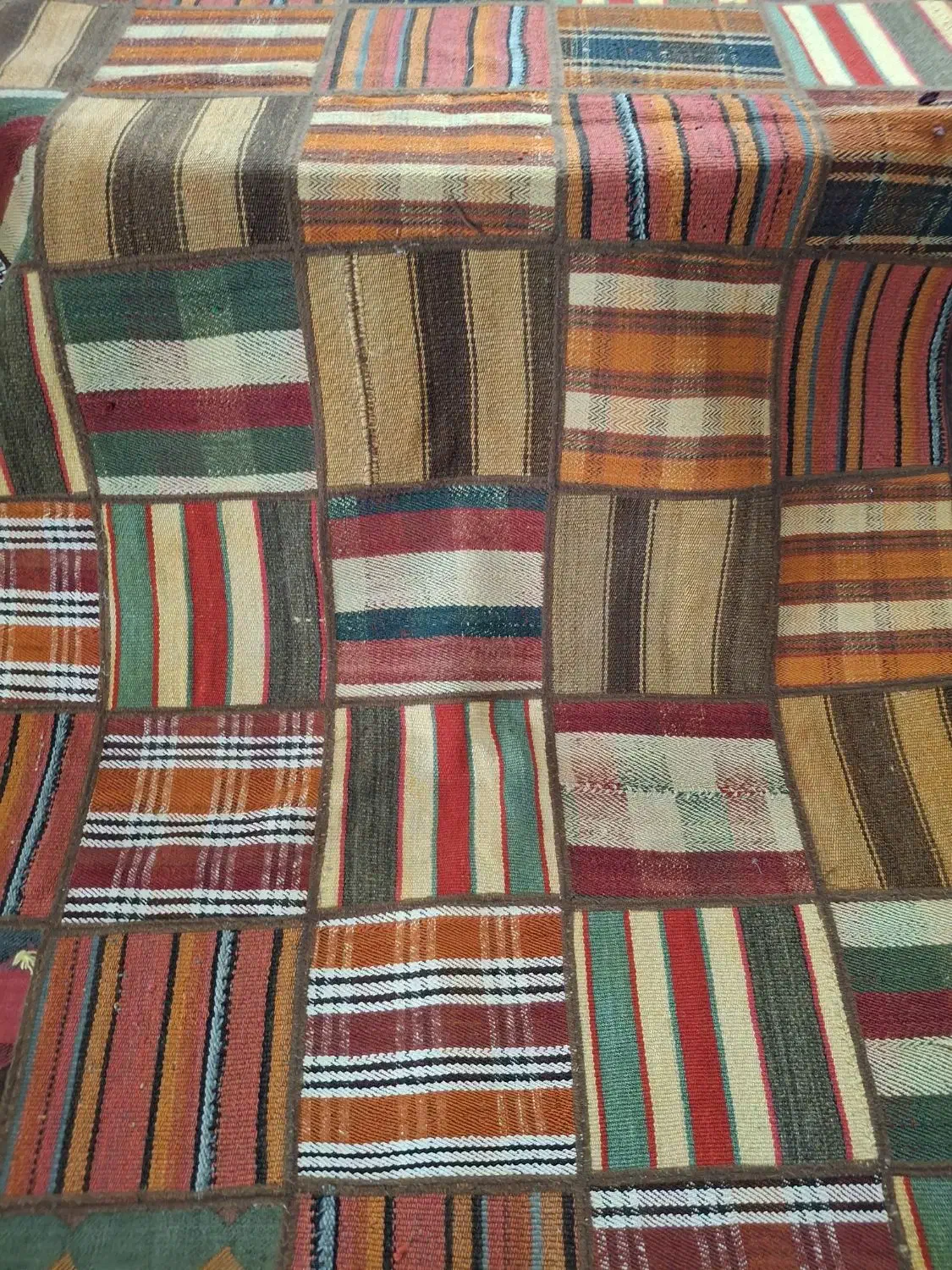 کلاژ گلیم دستباف (۴۰ تکه)|گلیم، جاجیم، گبه|تهران, نصرت|دیوار