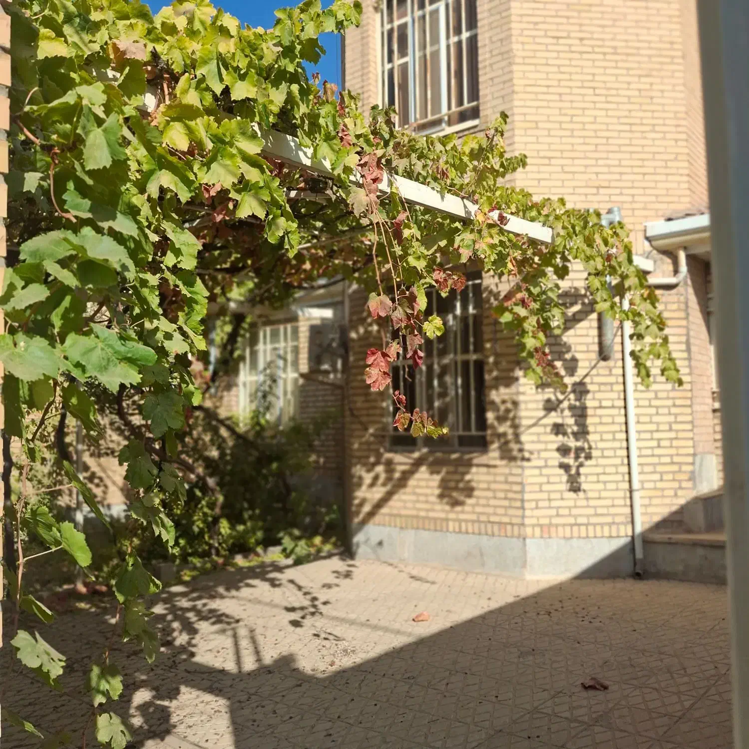 ویلایی فروشی ،فاز یک شهرجدید مهستان|فروش خانه و ویلا|هشتگرد, فاز ۱ مهستان|دیوار