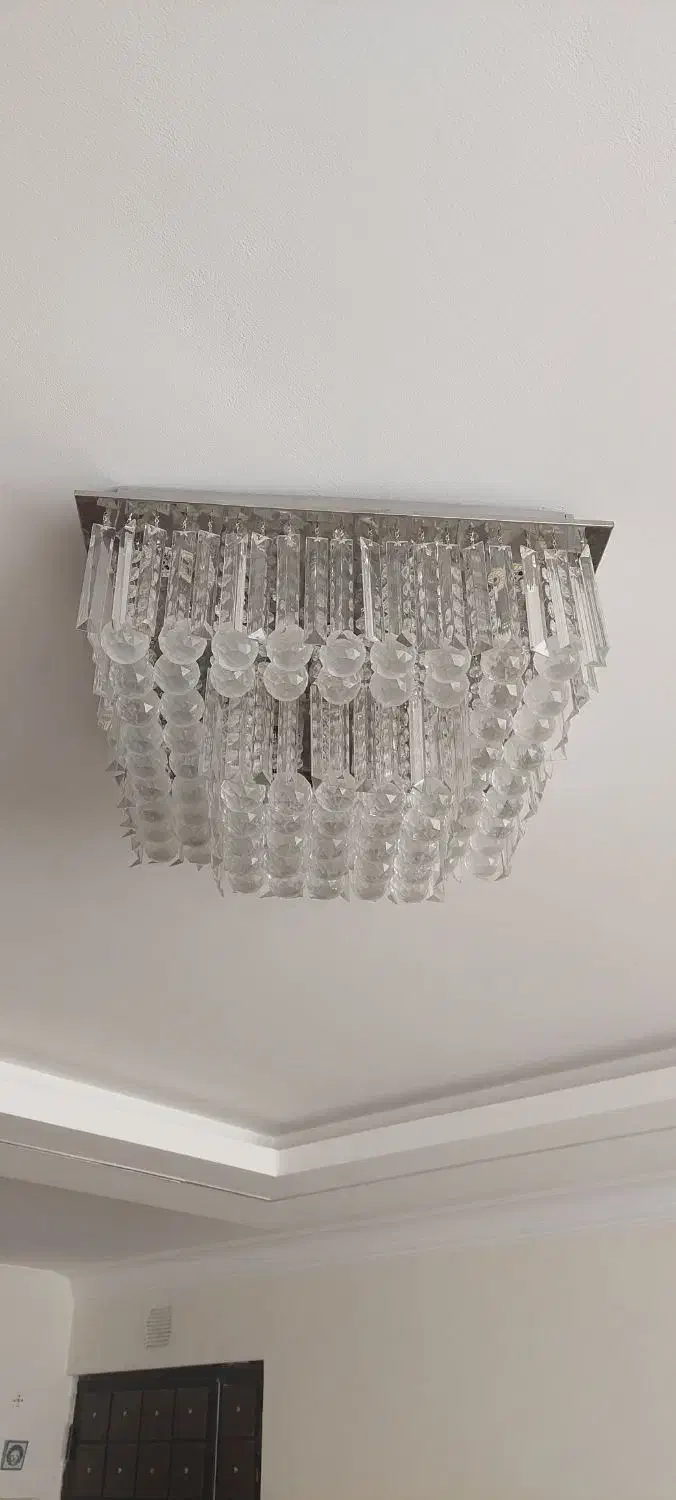 لوستر|لوستر و چراغ آویز|صدرا-فارس, فاز ۱|دیوار