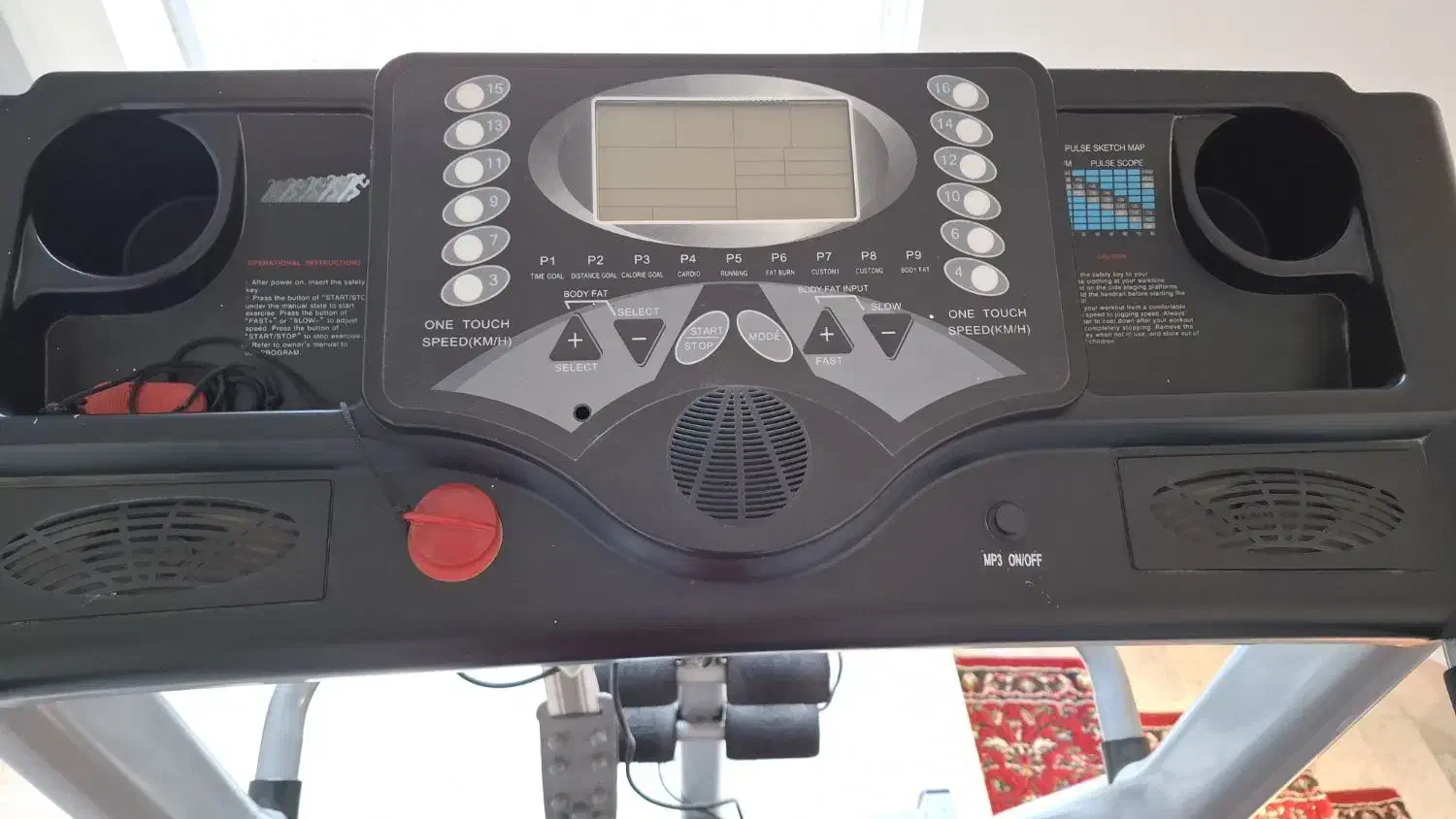 یک دستگاه ترمیل|تجهیزات ورزشی|خمینی‌شهر, |دیوار