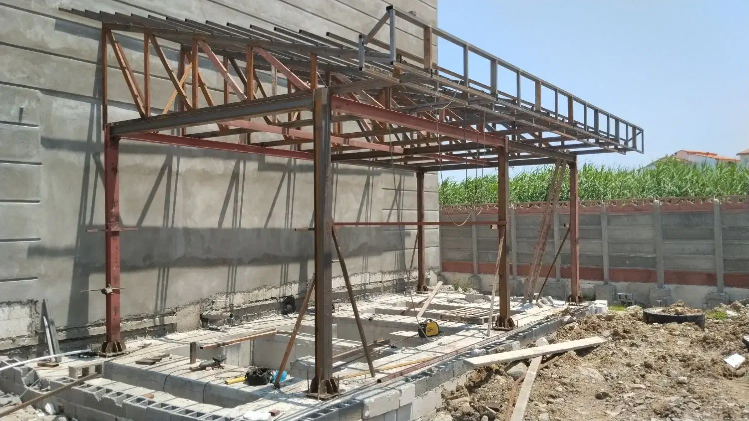 خدمات جوشکاری ساختمان|خدمات پیشه و مهارت|رشت, توشیبا|دیوار