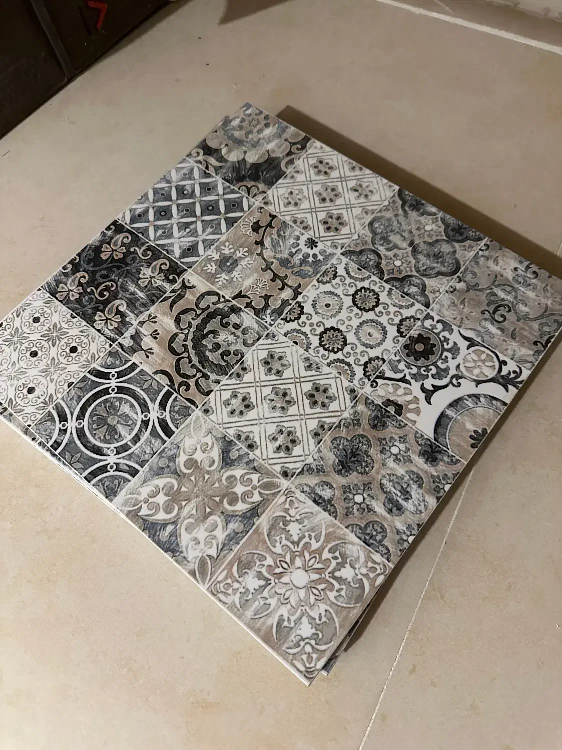 ۲۸ عدد سرامیک لعاب‌دار تکسرام طرح دنیرو|مصالح و تجهیزات ساختمان|گرگان, |دیوار