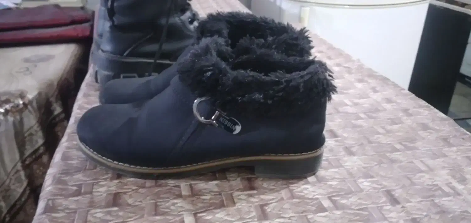 آ گ|کیف، کفش، کمربند|ملایر, |دیوار