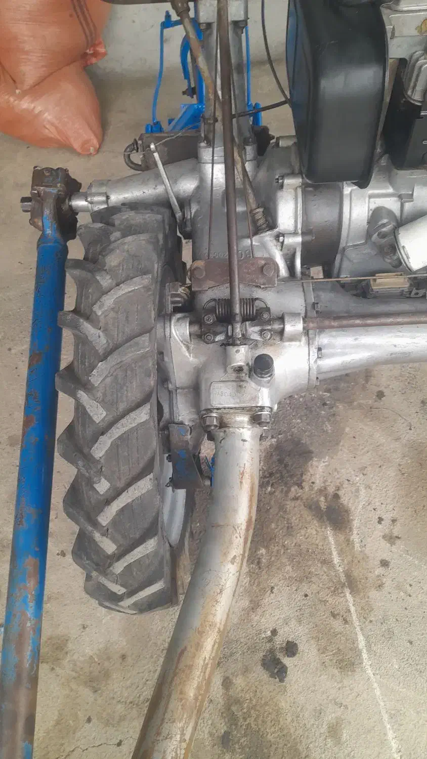 دروگر علفچین ایتالیایی سه چرخ|خودرو سنگین|خوی, |دیوار