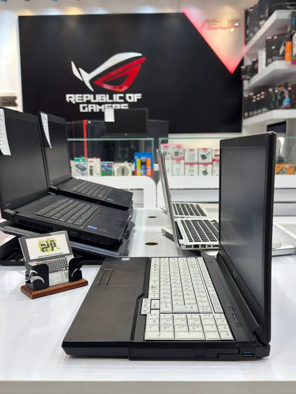 لپ تاپ فوجیتسو رم ۸ fujitsu|رایانه همراه|مشهد, جانباز|دیوار