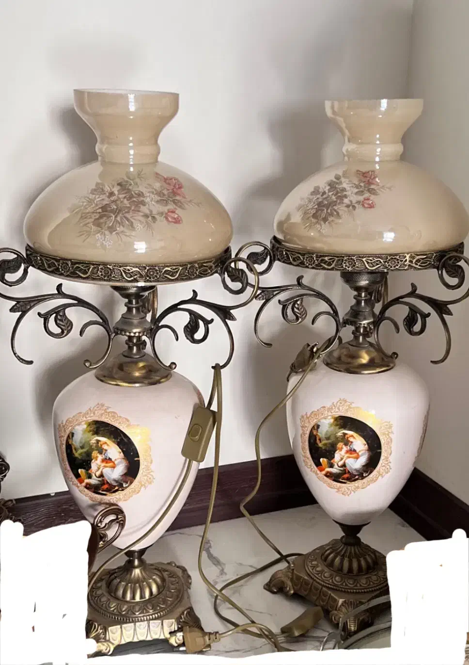 تزیینی|چراغ خواب و آباژور|مشهد, یاس|دیوار