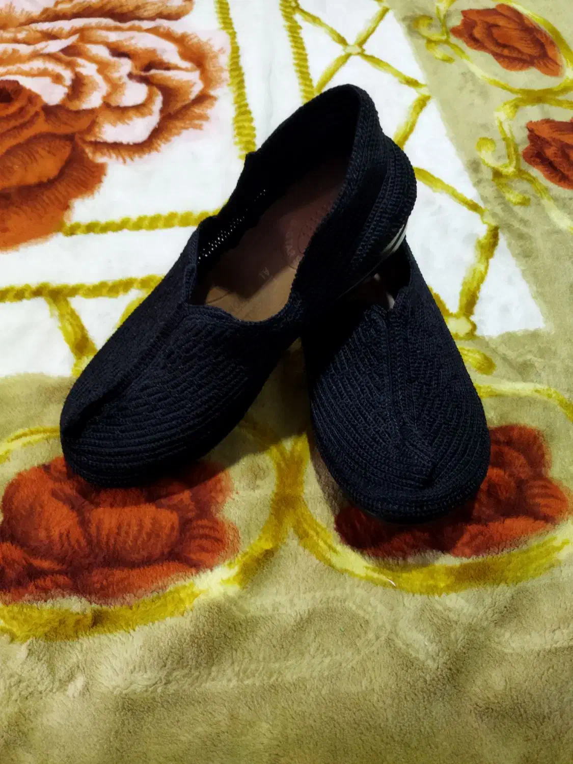 گیوه زندان بافت|کیف، کفش، کمربند|ایلام, |دیوار