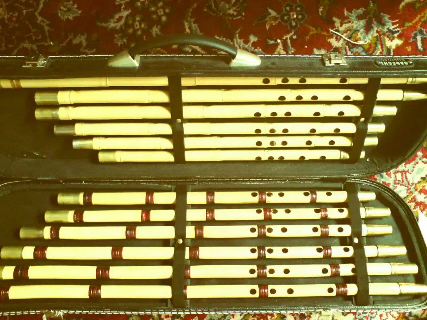 نی کلهر|سازهای بادی|قم, آذر (نکویی)|دیوار