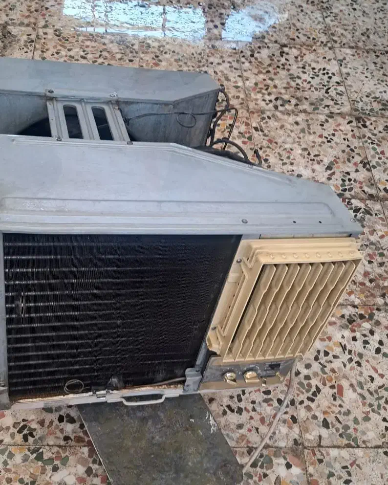 تلویزون سایز ۱۸هزار پیستونی اوجنرال|تلویزیون و پروژکتور|دزفول, |دیوار