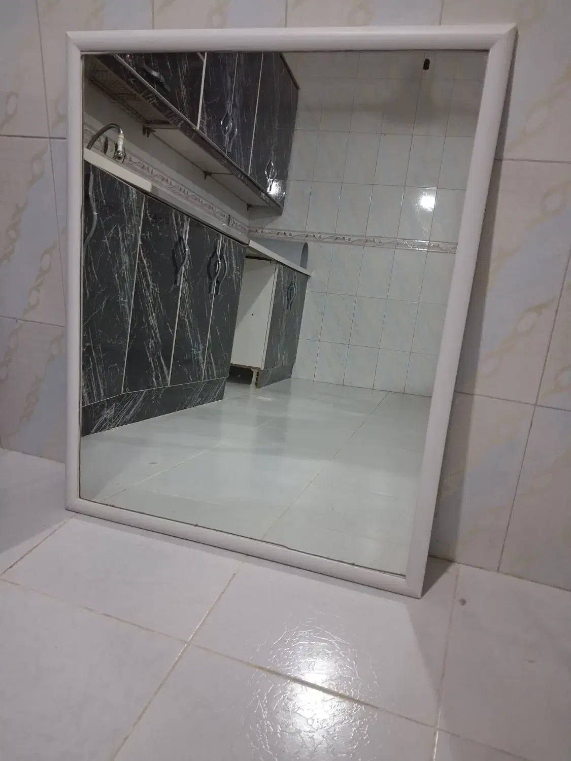 آیینه|آینه|بندر ماهشهر, |دیوار