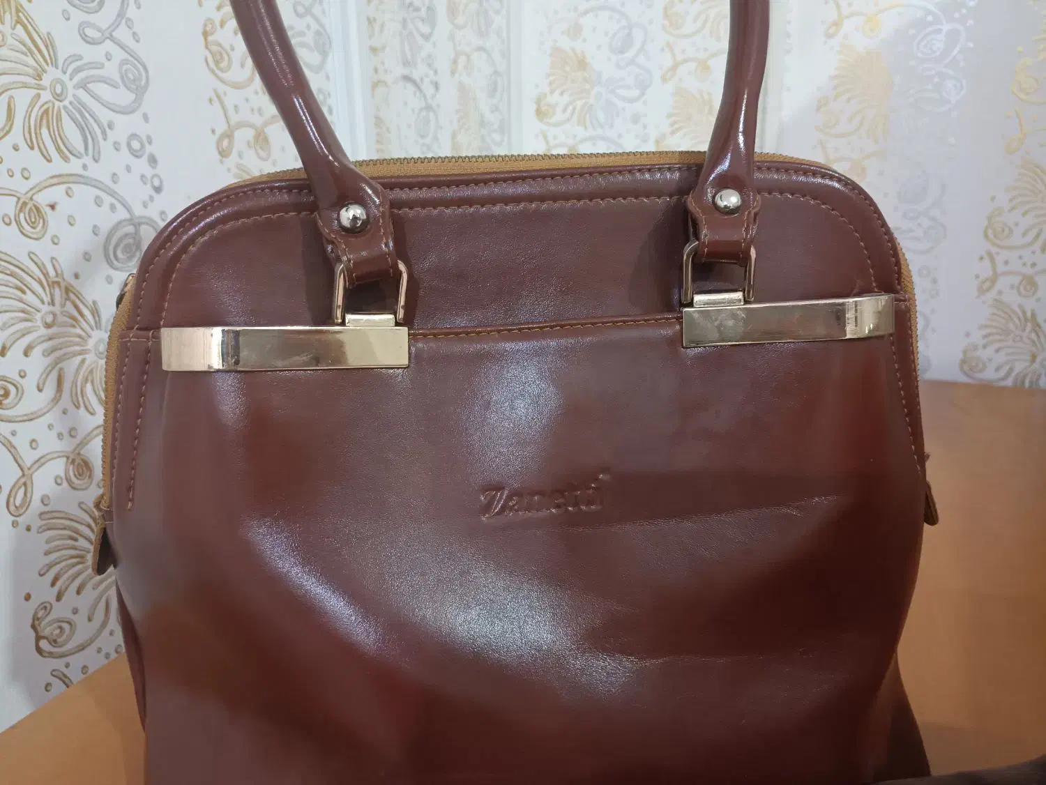 ست کیف و کفش برند zaneeti مفت مفت|کیف، کفش، کمربند|خرمآباد, |دیوار