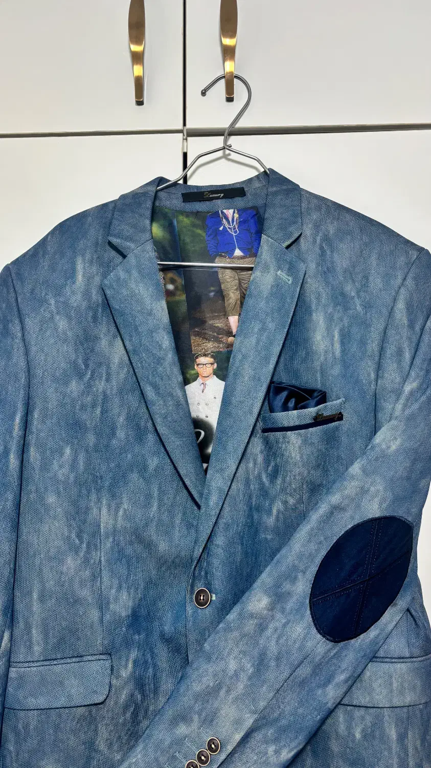 کت تک‌اسپرت|لباس|بندر انزلی, آذربایجان|دیوار