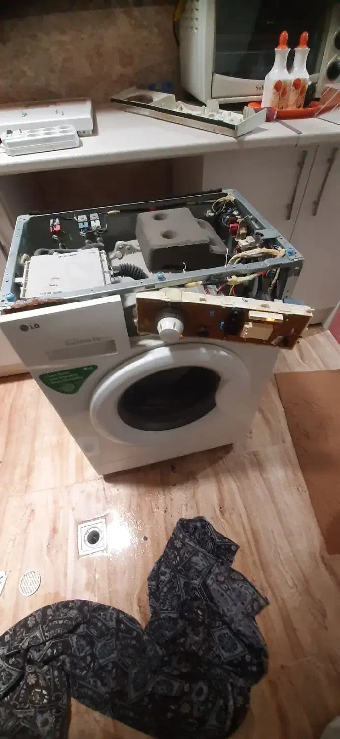 تعمیرات یخچال و لباسشویی|خدمات پیشه و مهارت|آبیک, |دیوار