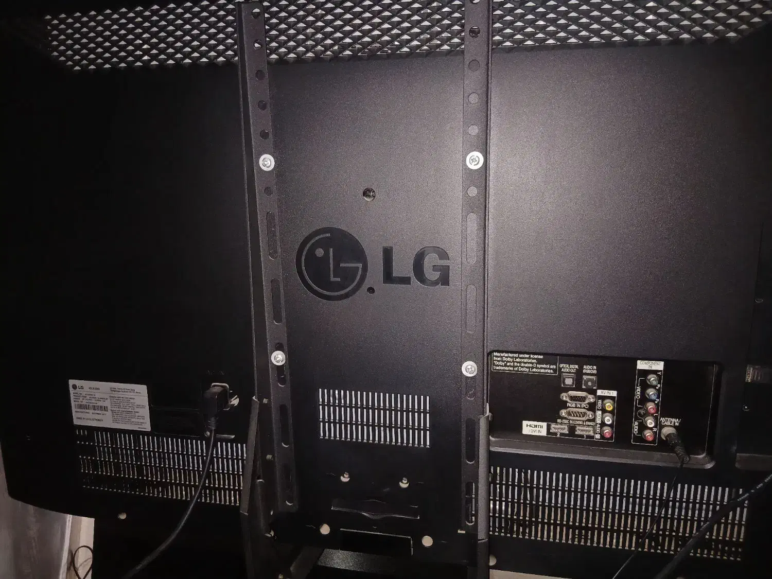 تلوزیون lG|تلویزیون و پروژکتور|اراک, |دیوار