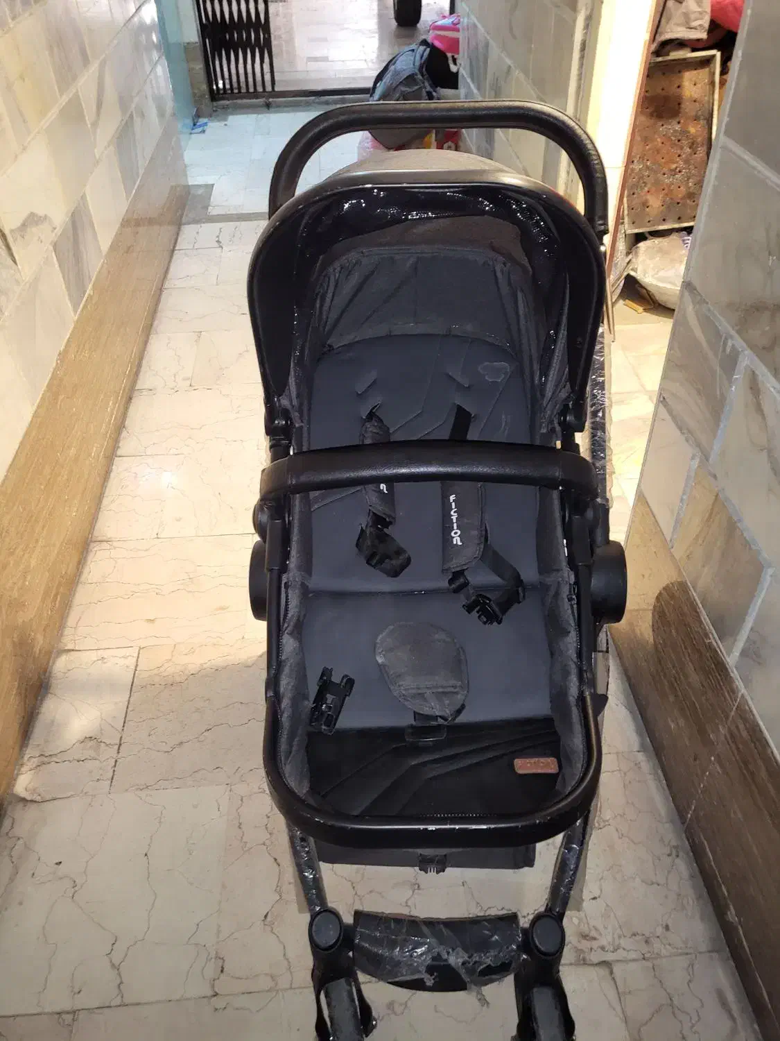 کالسکه و کریر برند فیکشن|کالسکه و لوازم جانبی|تهران, تهرانپارس غربی|دیوار