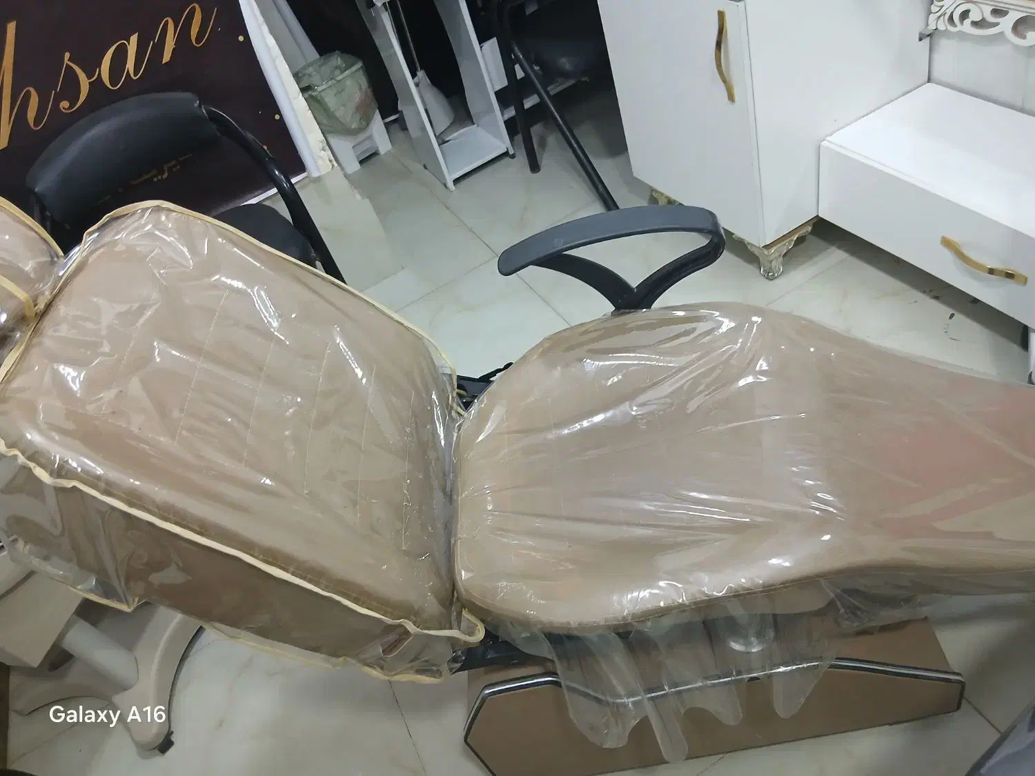 صندلی اصلاح|آرایشگاه و سالنهای زیبایی|مشهد, توس (بلوار توس)|دیوار